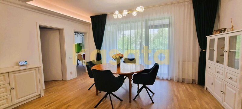 Aviatiei, apartament spatios cu 4 camere de inchiriat