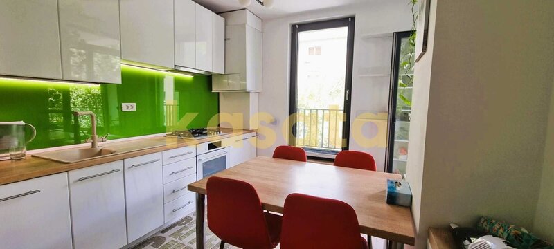 Aviatiei, apartament spatios cu 4 camere de inchiriat
